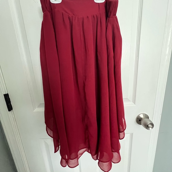Maroon High-Low Skirt - Picture 3 of 3